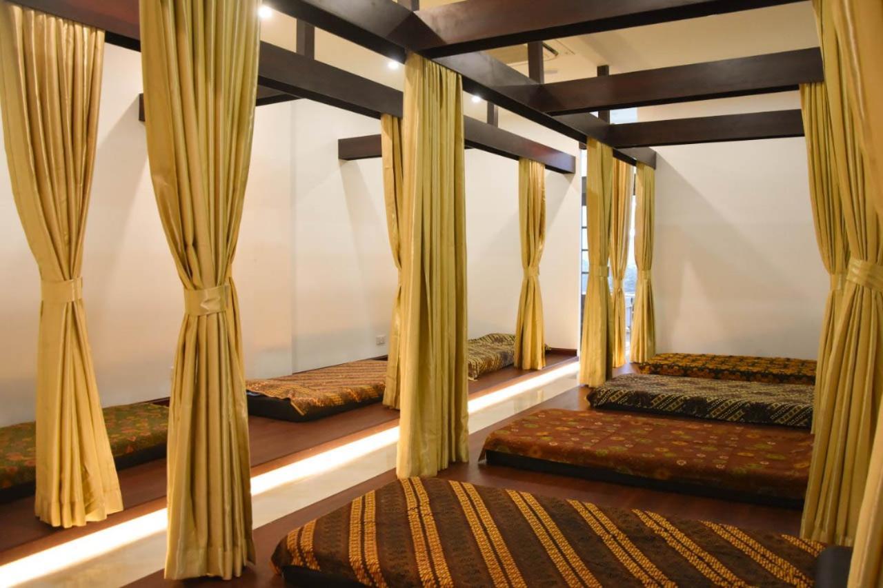 Green Rose Hotel Batam Exterior photo